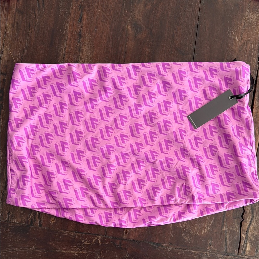 REVOLVE Lovers and Friends Swim Set - Picture 4 of 4